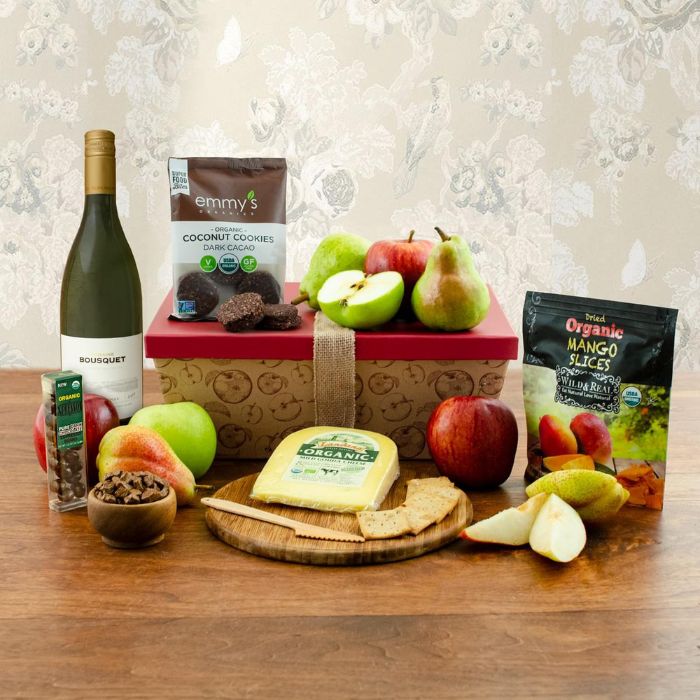 Organic White Wine and Fruit Gift Box